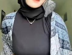 Ukhti Salsa Viral Jilbab Mengekspos Apem Mulus Pink Tembem Didepan Cermin Top Trend 2025