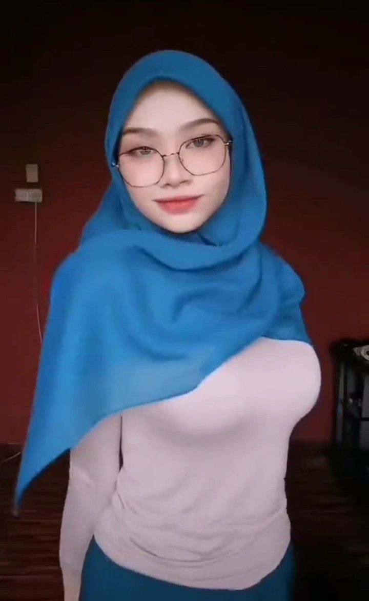Top Trending Gadis Hijab Viral 2025 Burung Abang Terjepit Kerang Ajaib Nyampe Lumer Di Dalam