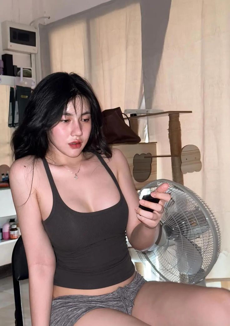 Indo Viral Terbaru 2025 Bibirmu Bergetar Saat Namaku Kuucap Perlahan Artis Indonesia Terbaru 2025