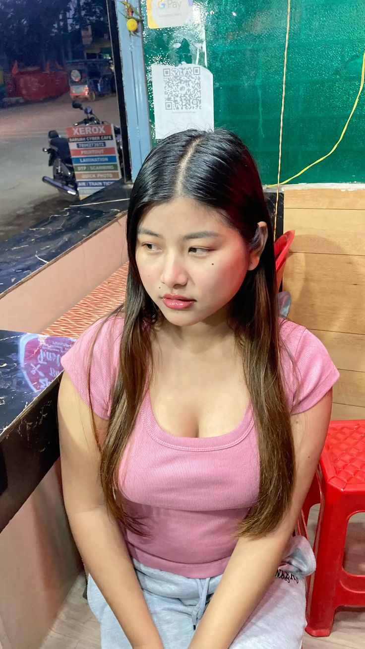 What is the meaning of “bocil”? – Question about Barat Viral Top Global Official Video Indo Terbaru 2025